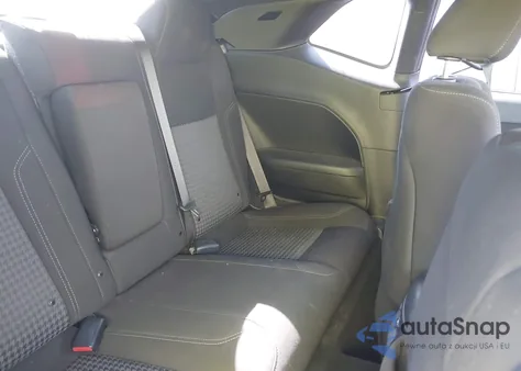 2022 Dodge Challenger Sxt z USA, uszkodzony, nr VIN 2C3CDZAG8NH137597